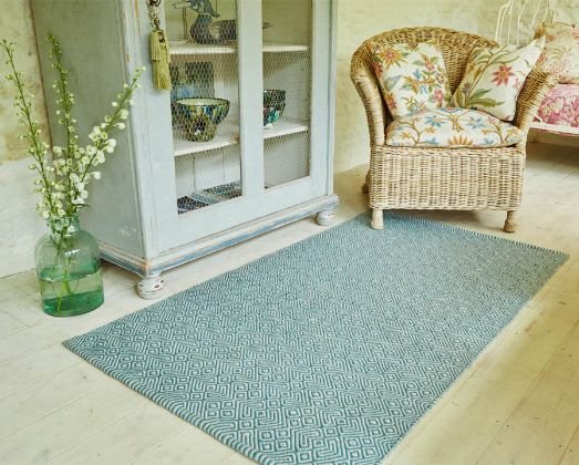 luxury wool rugs Dubai