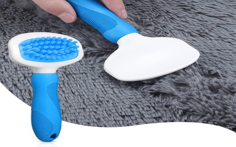 Use a Carpet Comb to Remove Pet Hair From Carpet
